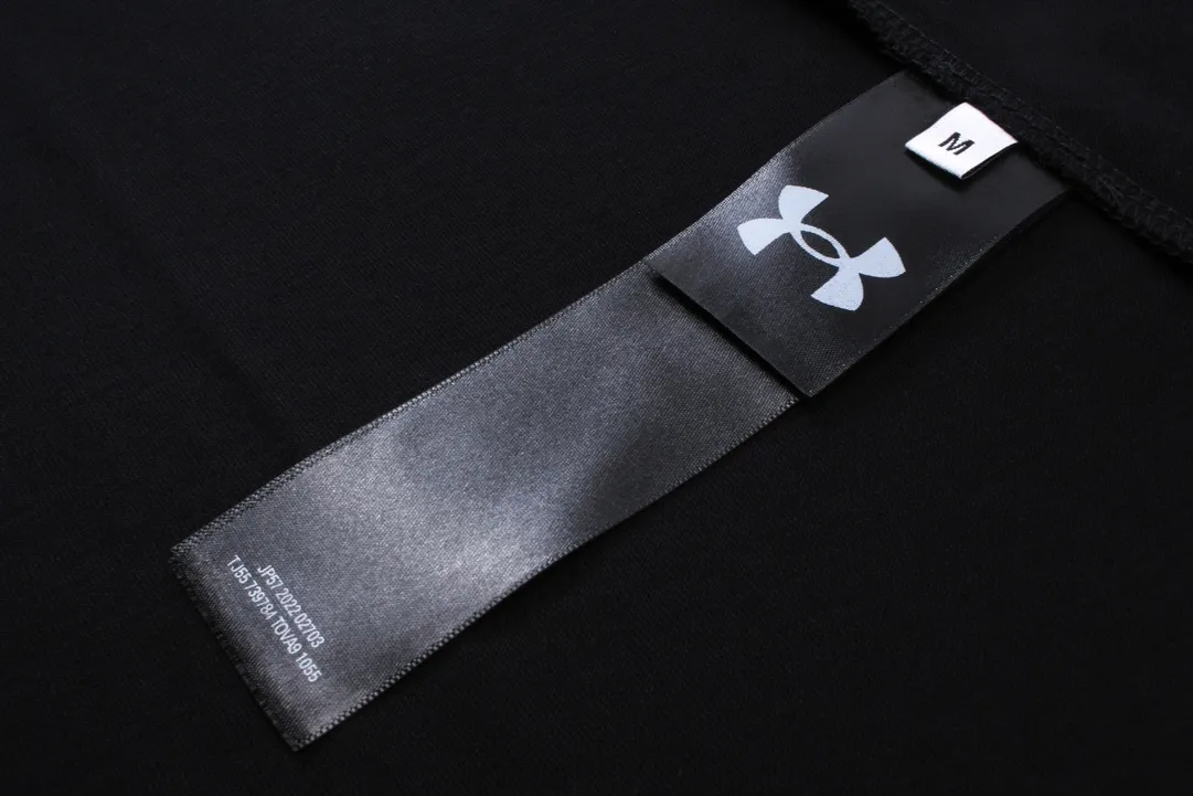 【 . Quality】BALENCI*GA/ Under Armour T # SS 24 New Arrival。 ， 。 。 ZP 。 260 ， . ， 。 。Classic LOGO ， ， ， 。 . 。 OS . Same Style ：BL 223372 ：Black，Red， Size：XS S M L